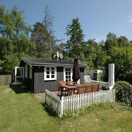 Ferienhaus Holiday Rorsangervej A- 3813